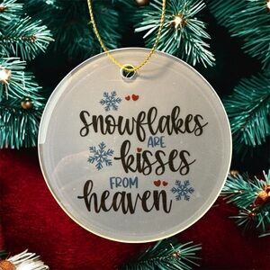 Snowflakes Are Kisses From Heaven Red White Frosted Glass Christmas Ornament New